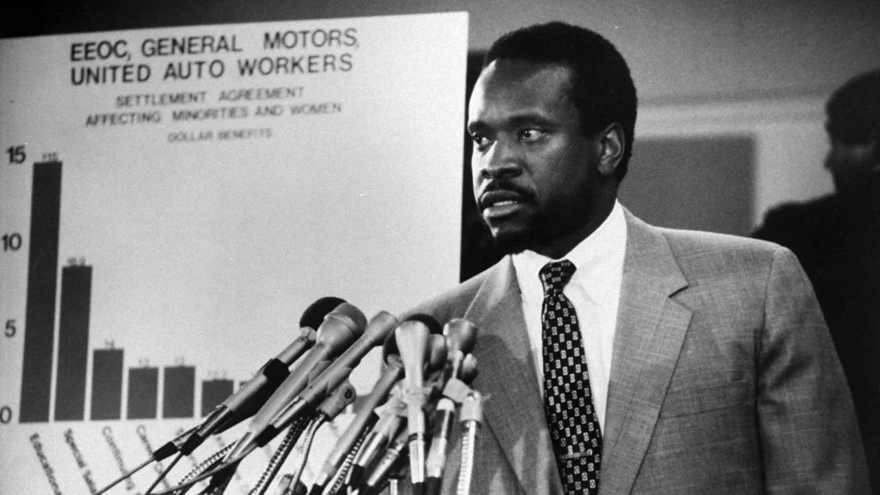 In 1982, Thomas was appointed by President Ronald Reagan to become chairman of the Equal Employment Opportunity Commission. Before that, he was an assistant attorney general in Missouri (1974-77), an attorney for the Monsanto Corp. (1977-79), a legislative assistant to US Sen. John Danforth (1979-81), and an assistant secretary for civil rights at the US Department of Education (1981-82).