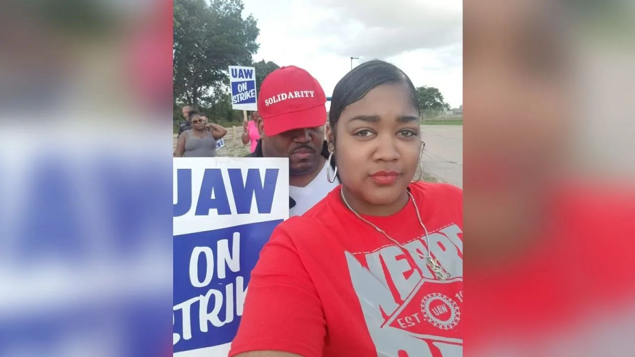 Lynda Jackson and her husband, who both work for Stellantis in Detroit, were picketing at Mopar Centerline Local 1248 last week.