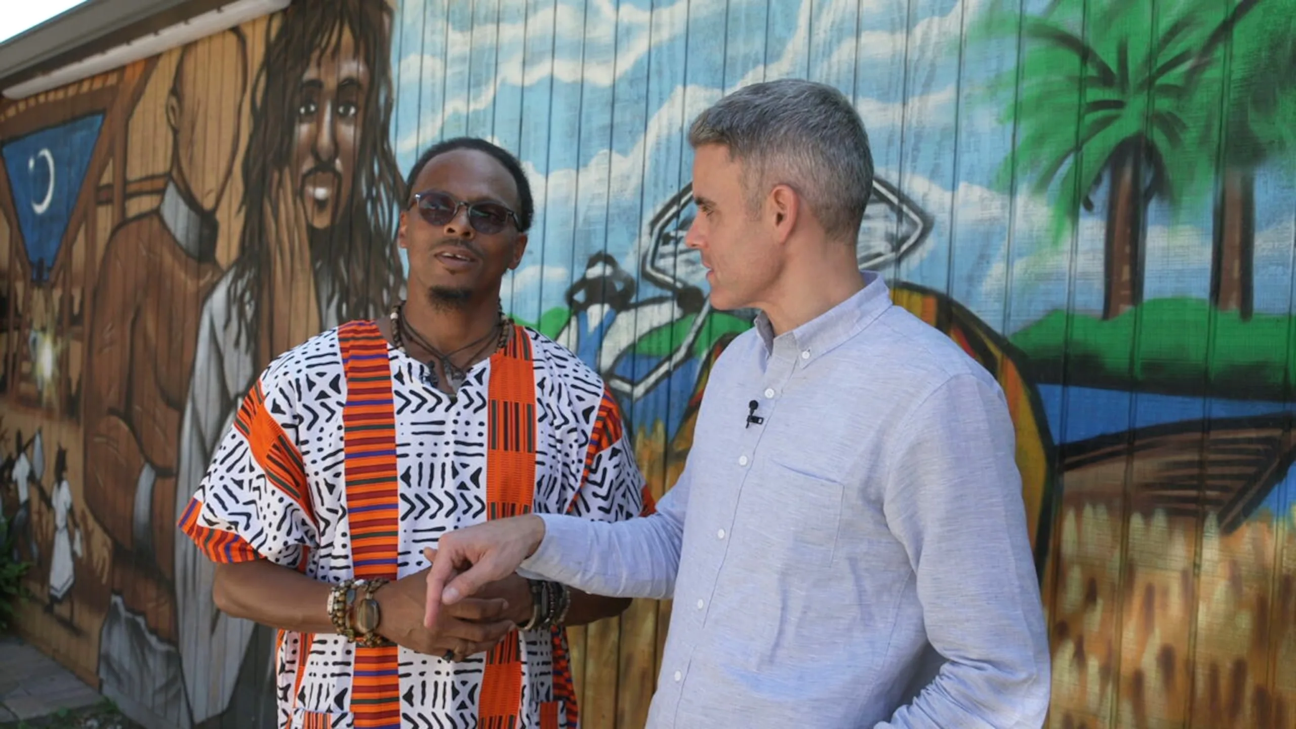 PHOTO: Taiwan Scott speaks with ABC News' Devin Dwyer at a local food truck court - the first new Gullah-owned business on Hilton Head Island since 1983.