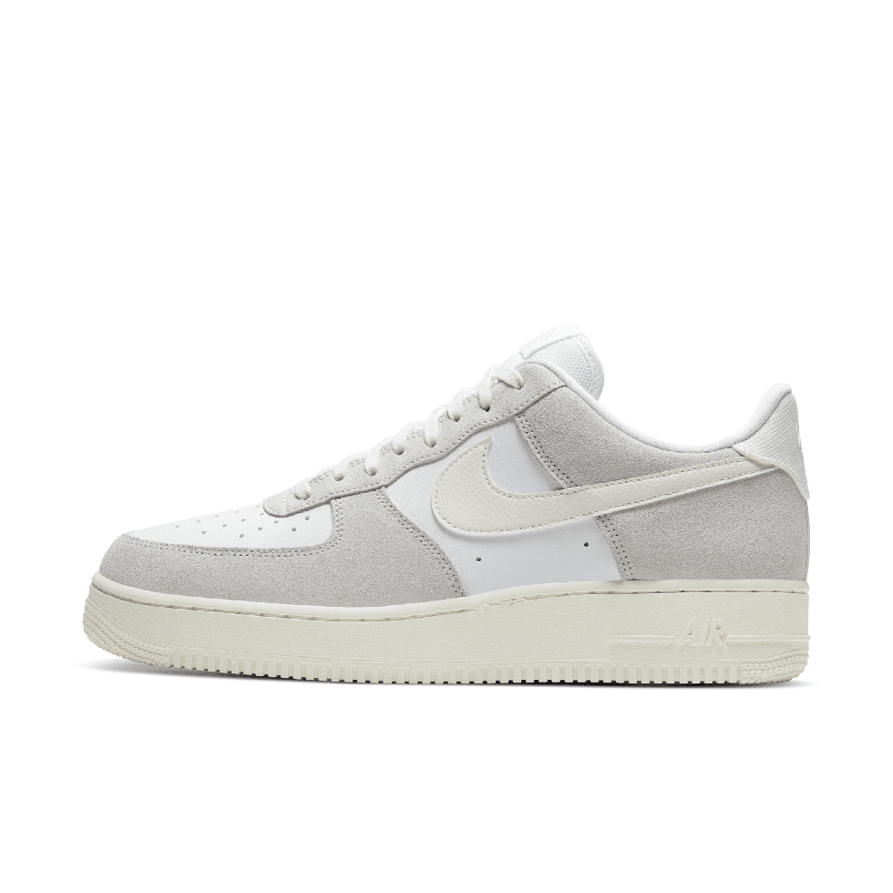 Air Force 1 LV8 Shoes