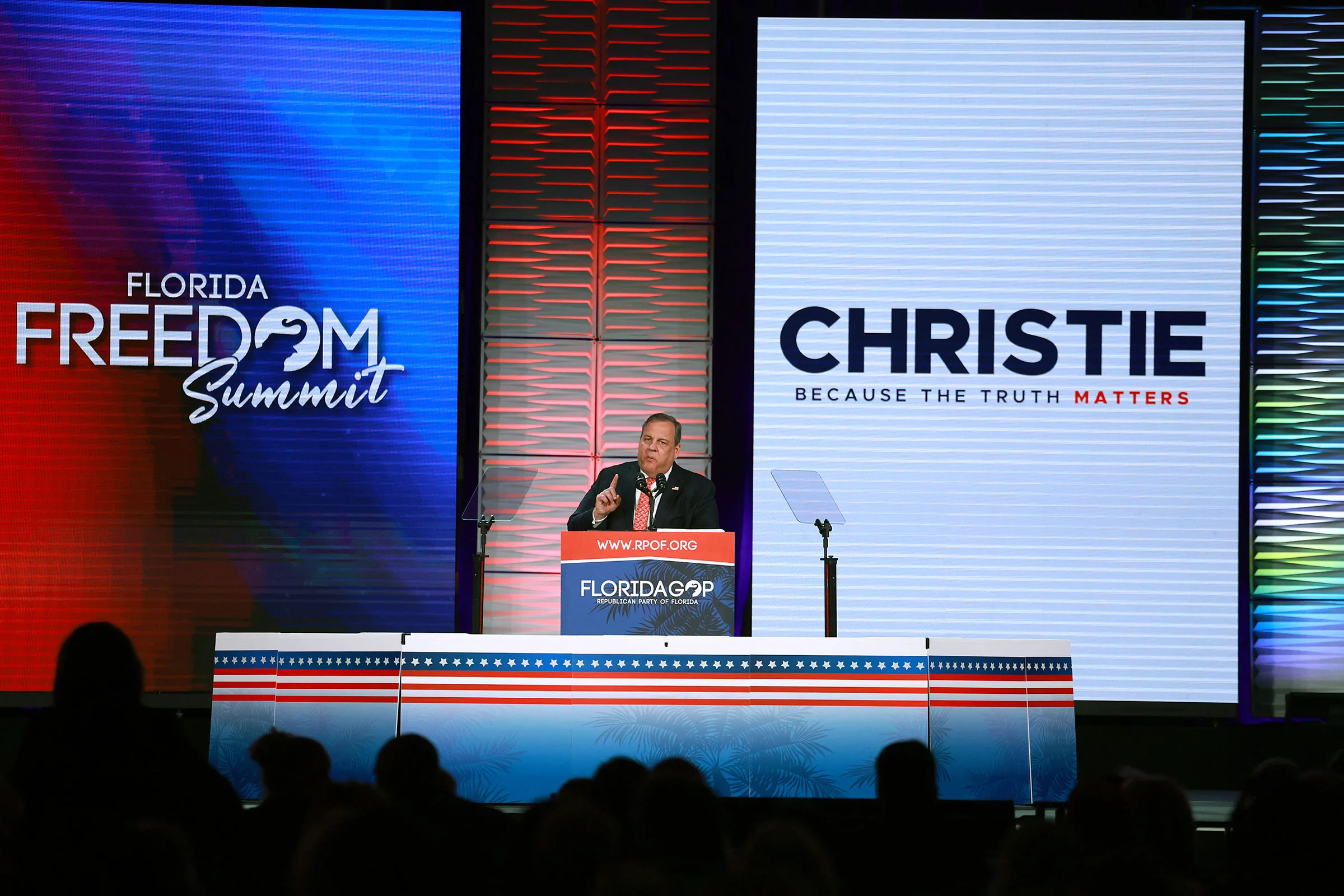 Gov. Chris Christie speaks during the Florida Freedom Summit at the Gaylord Palms Resort on November 4 in Kissimmee, Florida.