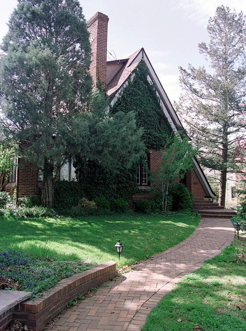 big house under trees in Boulddrd