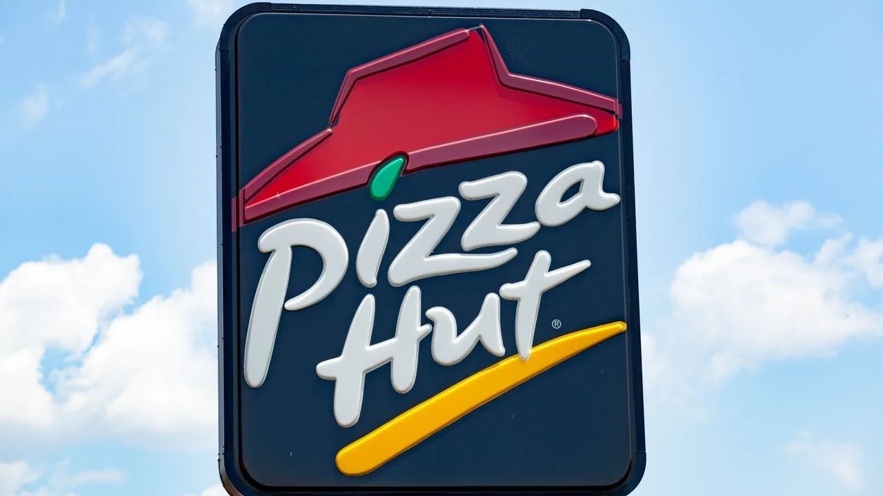 Pizza Hut is giving away 500,000 free pizzas to 2020 high school graduates: Here’s how to get one