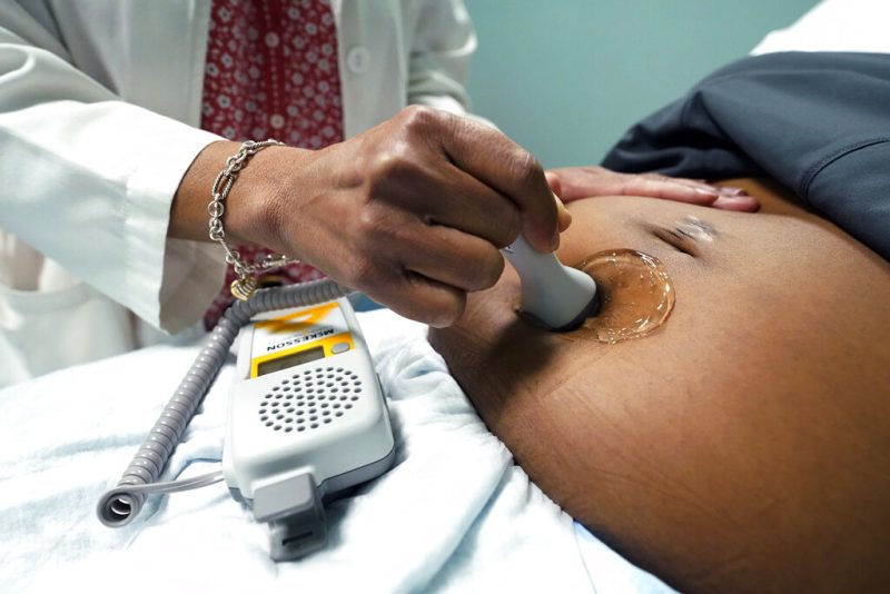 Senators hear from experts about Black maternal health crisis