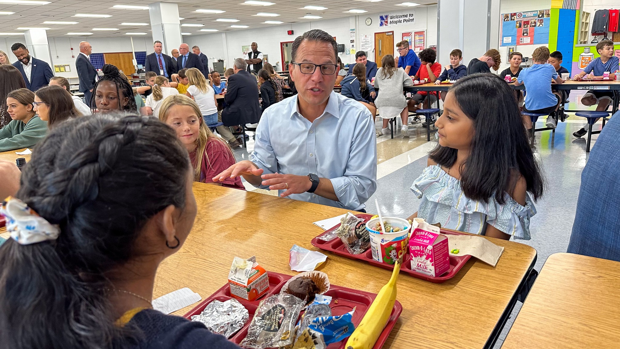 Gov. Shapiro, Bipartisan Group Of Lawmakers Highlight Free Breakfast Program In Neshaminy - LevittownNow.com